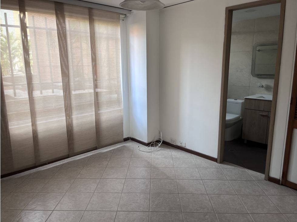 APARTAMENTO EN MILLA DE ORO PARA RENTA REMODELADO Y EN SITIO TRANQUILO — foto 5