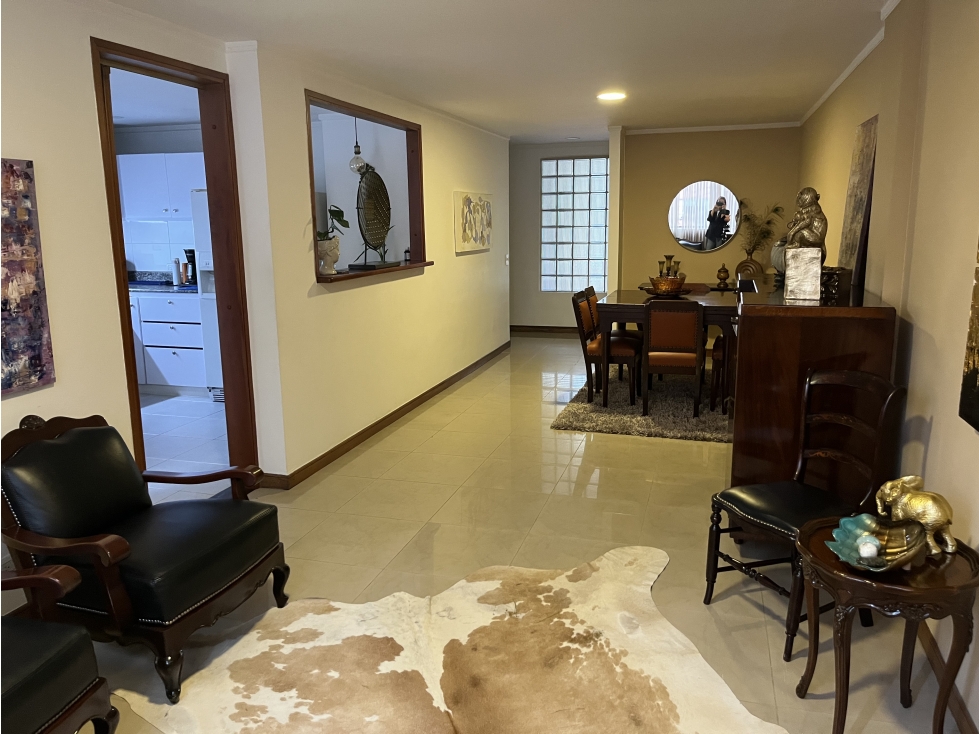 APARTAMENTO AMPLIO Y ACOGEDOR EN EXCELENTE UBICACION EN VENTA CYP