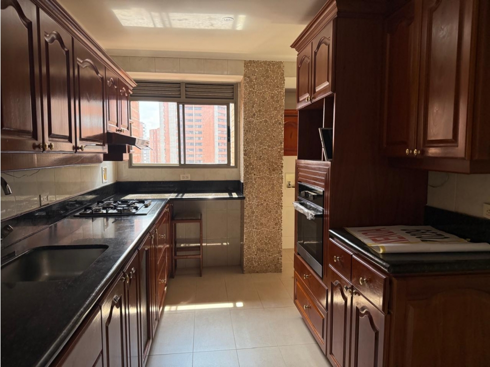 APARTAMENTO ESPECTACULAR PARA RENTA EN LA TOMATERA PISO ALTO — foto 2