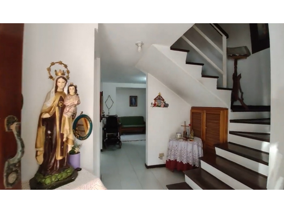 Casa en venta en unidad Belén Rincón