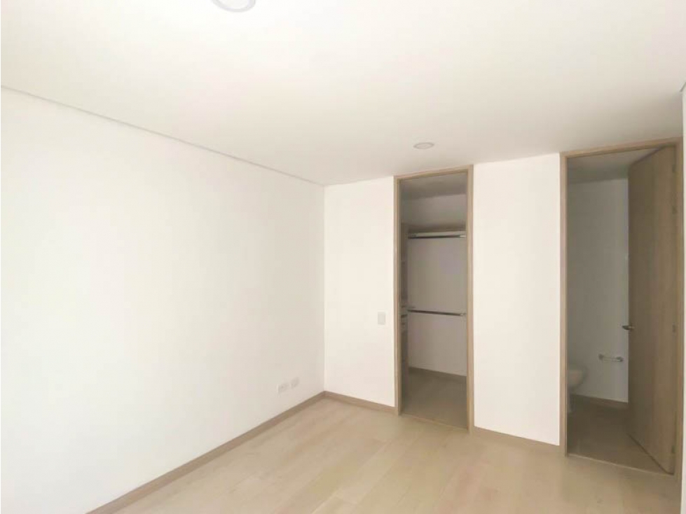 Apartamento en Venta en Loma de San José Sabaneta — foto 5