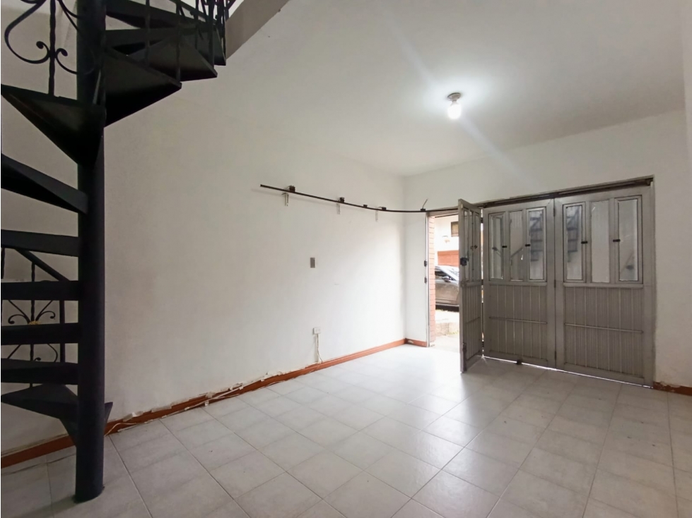 Apartaestudio con parqueadero en Belén Malibu — foto 3