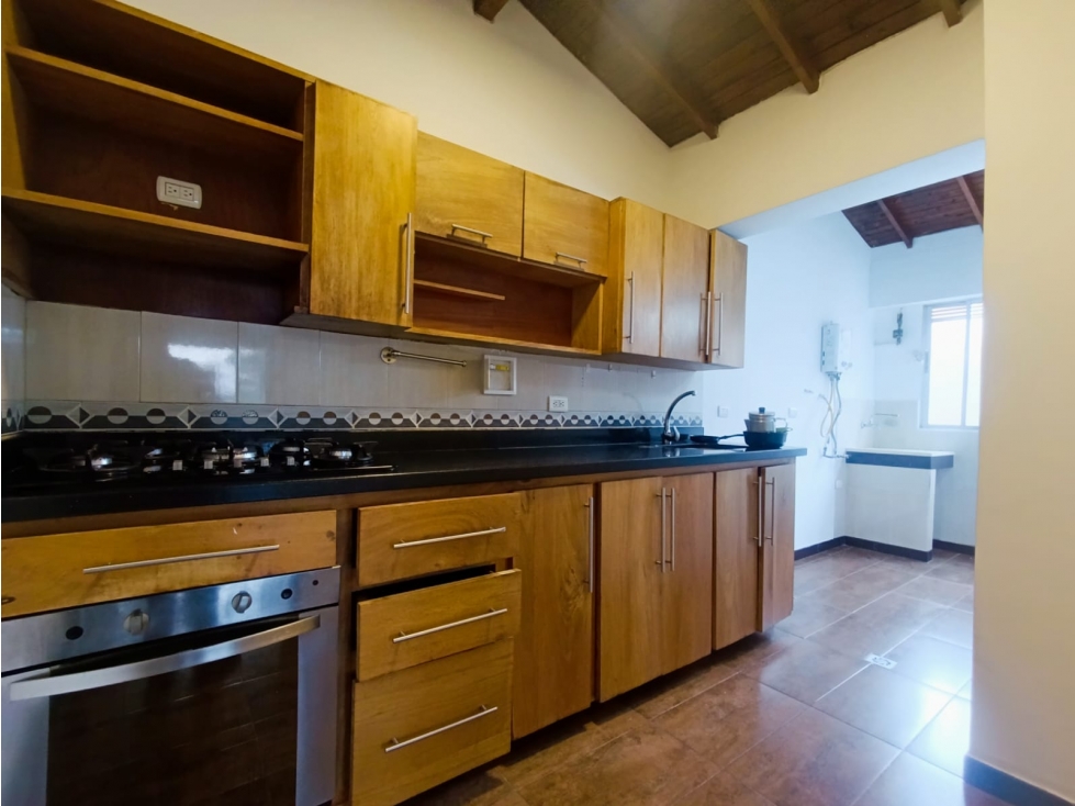 Apartamento en venta en la loma de los bernal — foto 2