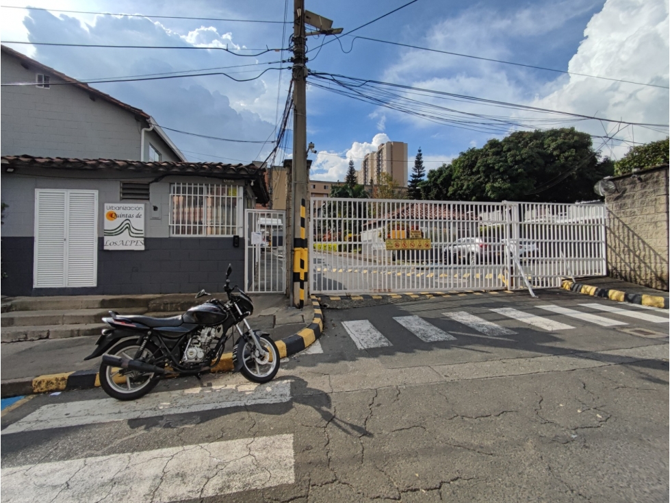 Inmueble Tríplex en venta Belén Las Mercedes