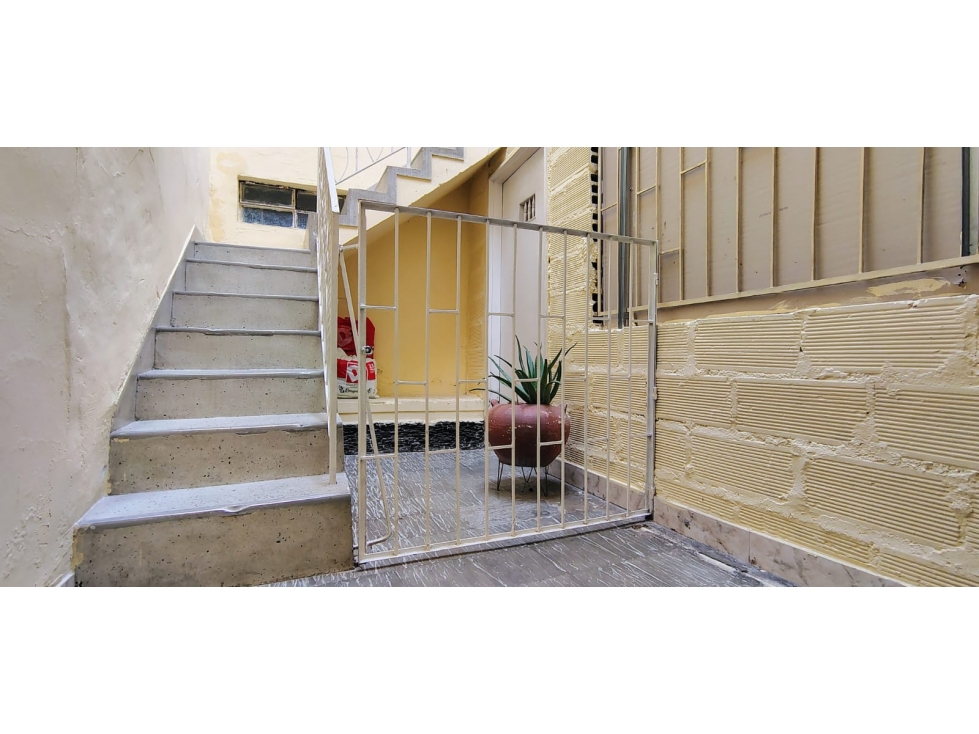 Casa Dúplex en venta Manrique Central — foto 2