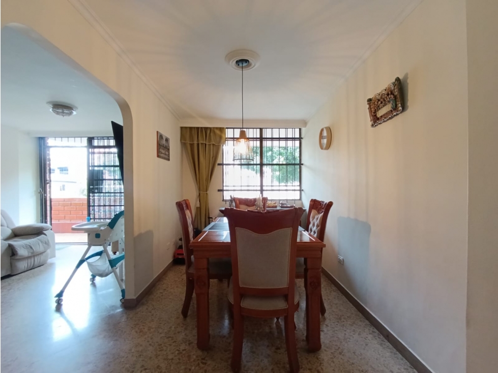 Aparatamento en venta Calasanz parte baja — foto 2