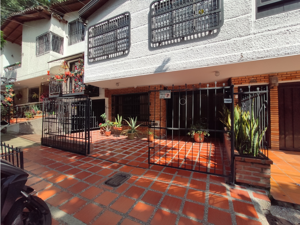 Casa en venta primer piso en Santa Teresita