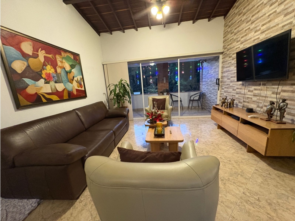 Apartamento en venta Parque de Belén Ed Pasaje comercial Belén — foto 2
