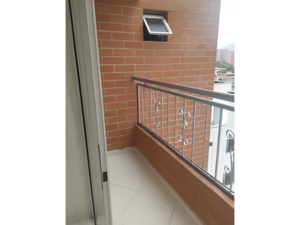 Apartamento en venta en Calasanz — foto 4