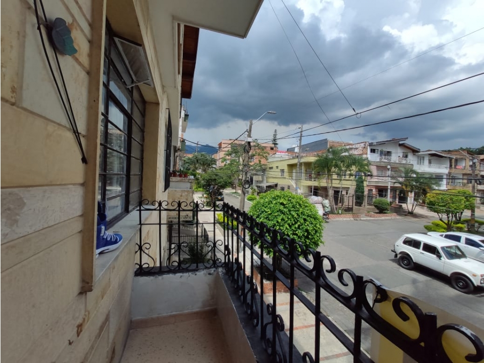 Apartamento en venta Segundo piso Belén Miravalle