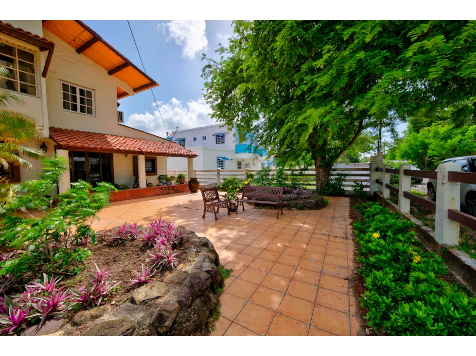 Villa en venta en Playa Malibu, Gorgona | Piscina, solar y 1,000 m² — foto 3