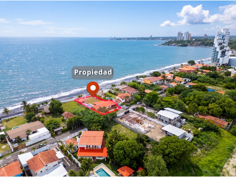 Oceanfront Home with Private Pool for Rent in Playa Malibú — foto 2