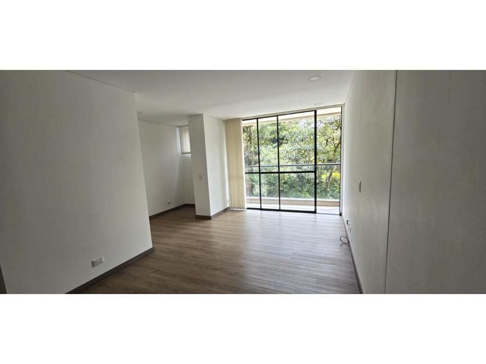 Venta de apartamento en el Retiro, Rango5 — foto 4