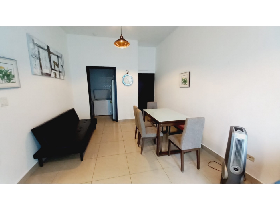 Alquila apartamento en Bella Vista, a pocos pasos del Parque Urracá