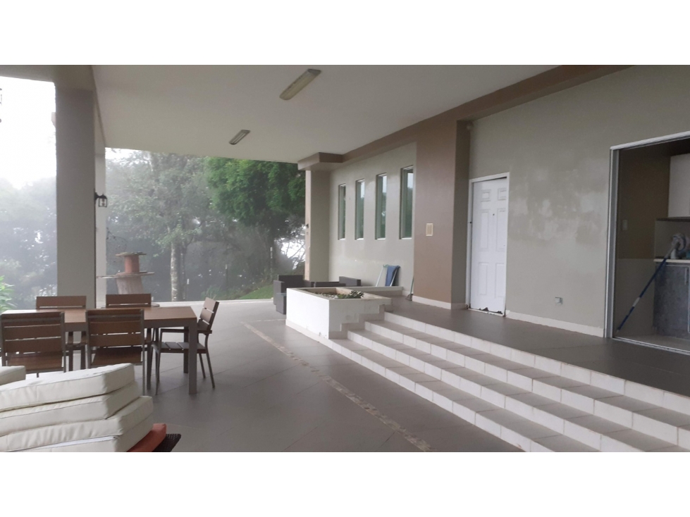 Se vende hermosa casa en Altos del María con 2509 de terreno - 5