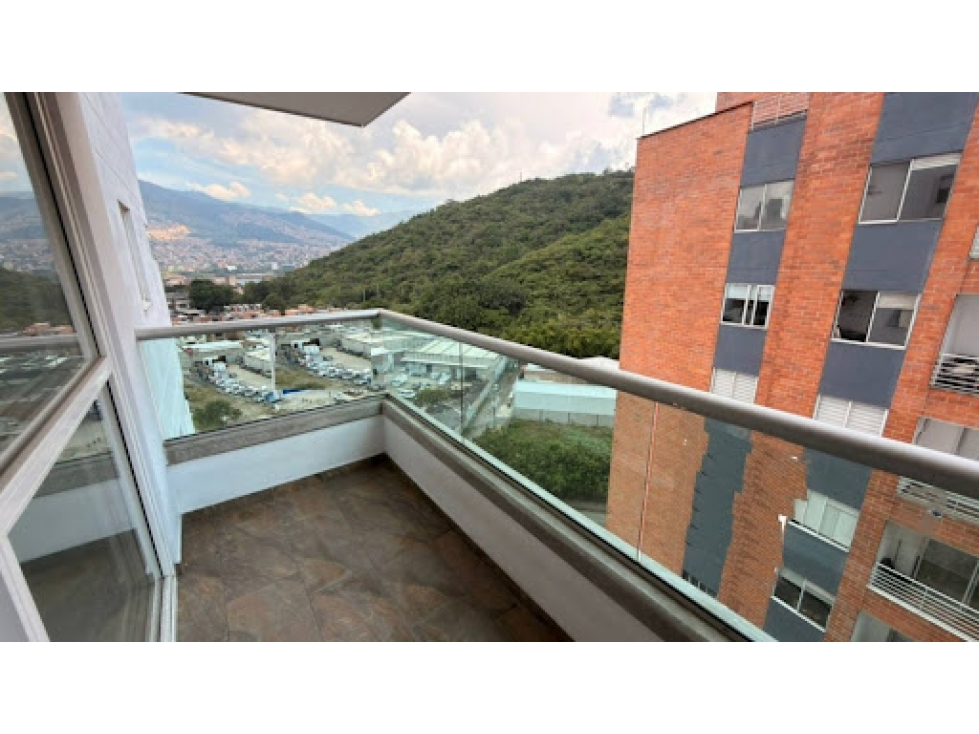 Se Arrienda Apartamento en Pilarica