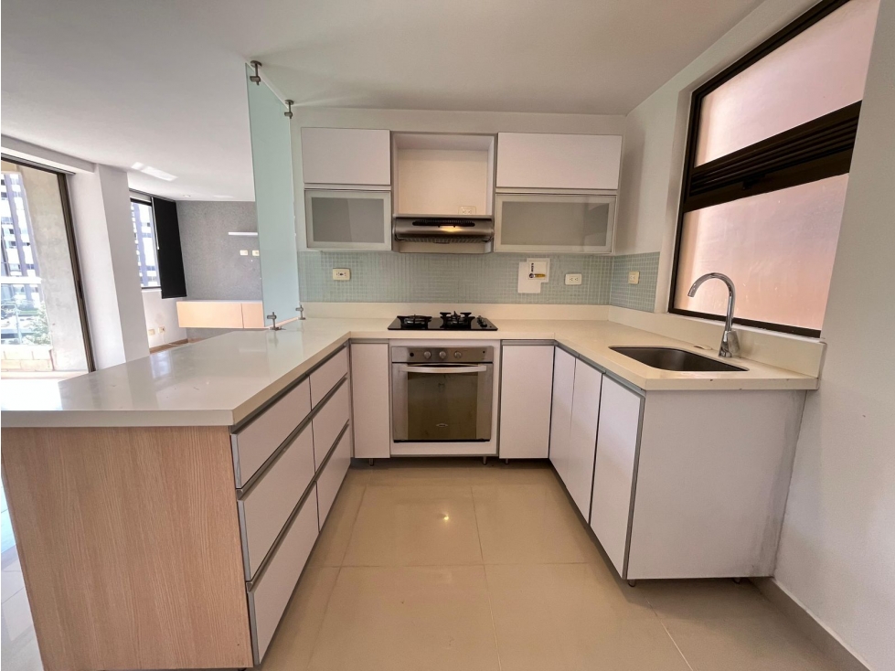 Se Arrienda Apartamento en Altos del Poblado — foto 4