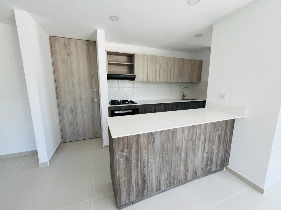 Arriendo apartamento en El Poblado sector San Diego