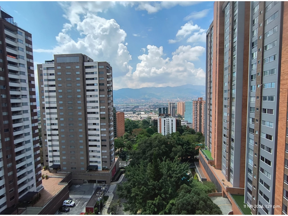 Se Arrienda Apartaestudio en Poblado - 4