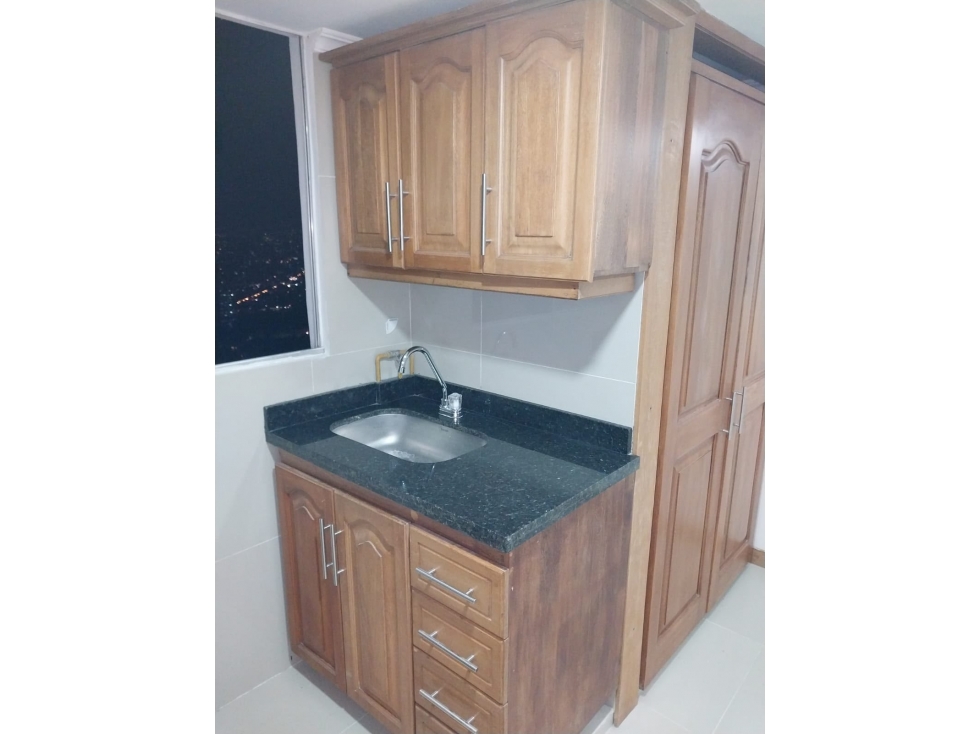 SE VENDE APARTAMENTO EN ROBLEDO — foto 2