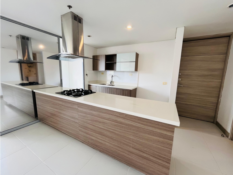 SE ARRIENDA APARTAMENTO EN POBLADO CASTROPOL - 5