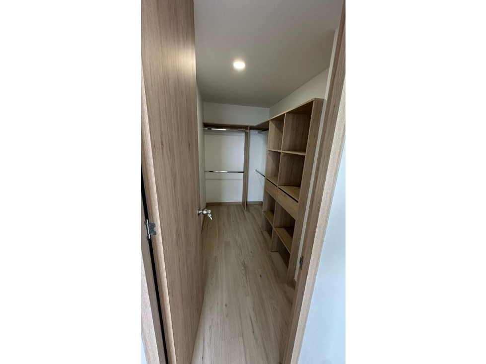 SE VENDE APARTAMENTO EN GUAYABAL — foto 6