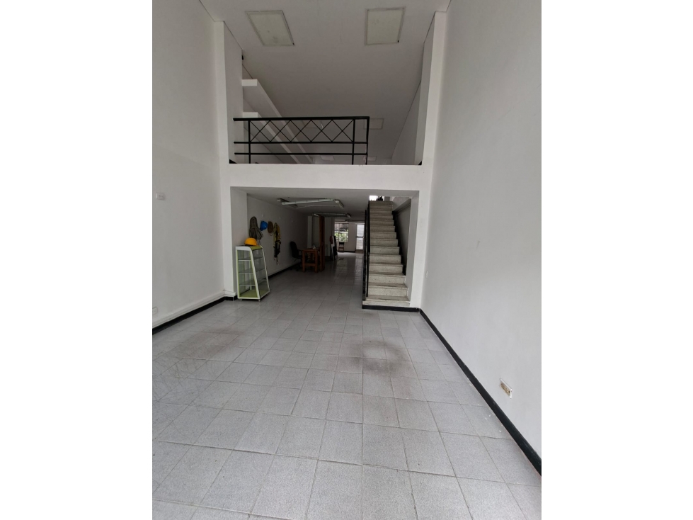 se arrienda local comercial en laureles