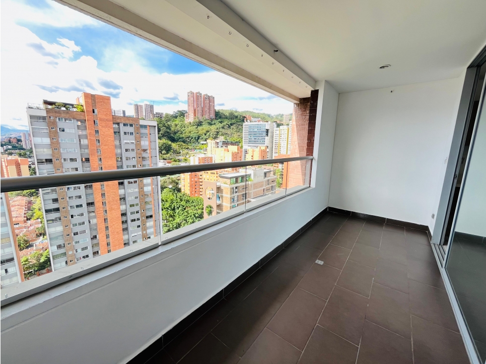 SE ARRIENDA APARTAMENTO EN POBLADO CASTROPOL - 3