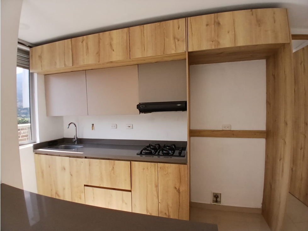 Se Arrienda Apartamento en Medellin Los Colores — foto 6