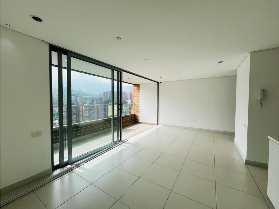 Se Arrienda Apartamento en Envigado Antioquia — foto 2