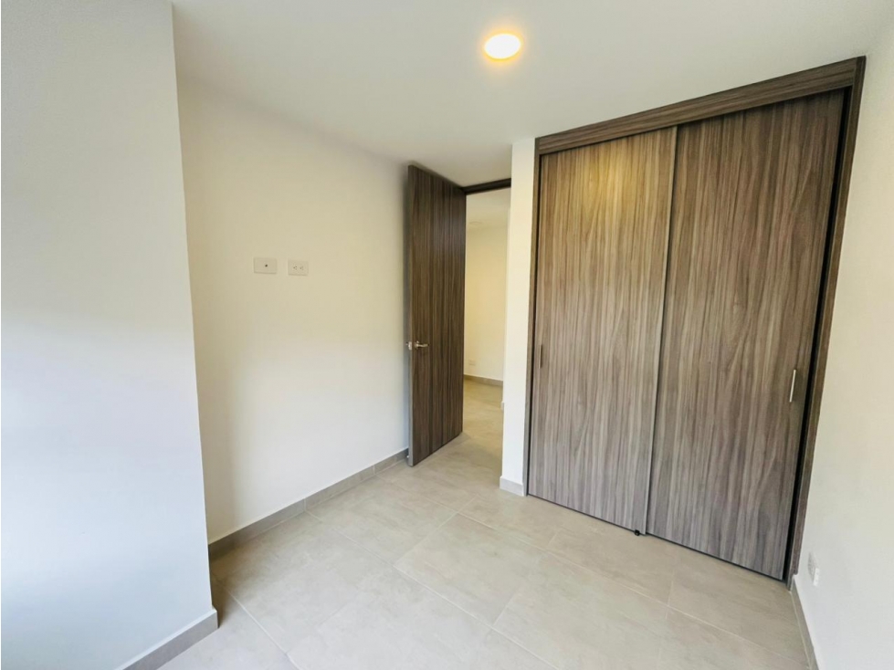 se arrienda apartamento en Envigado — foto 2