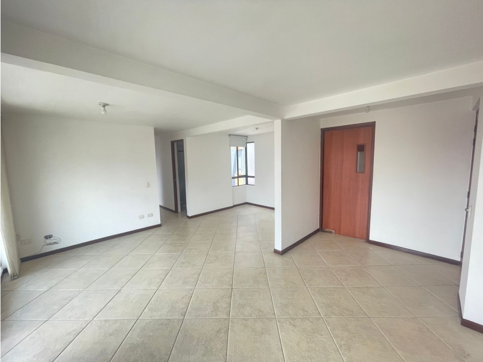 Se Arrienda Apartamento en la Loma de Los Bernal — foto 2