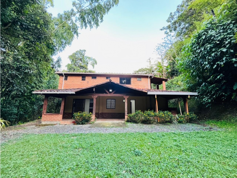 Arriendo Finca en Envigado, La Catedral