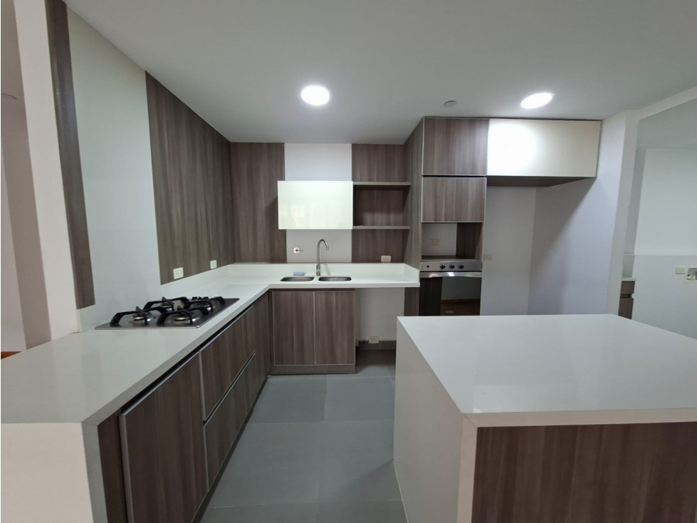 se arrienda apartamento en envigado loma de las brujas — foto 4