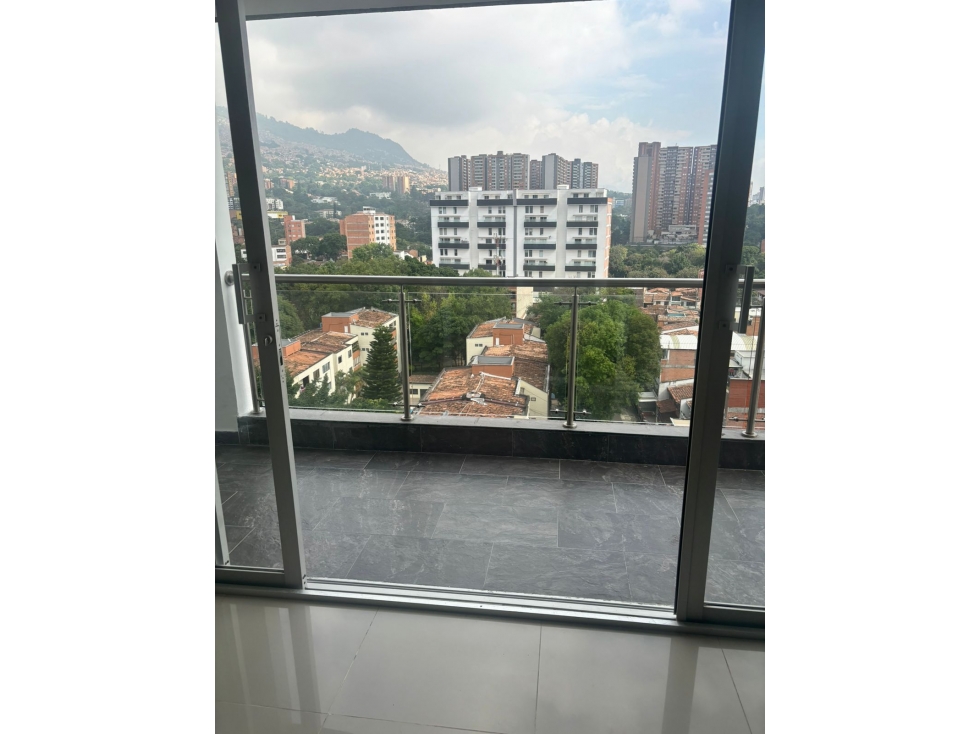 Se Arriendo Apartamento en los Colores Medellin. — foto 3