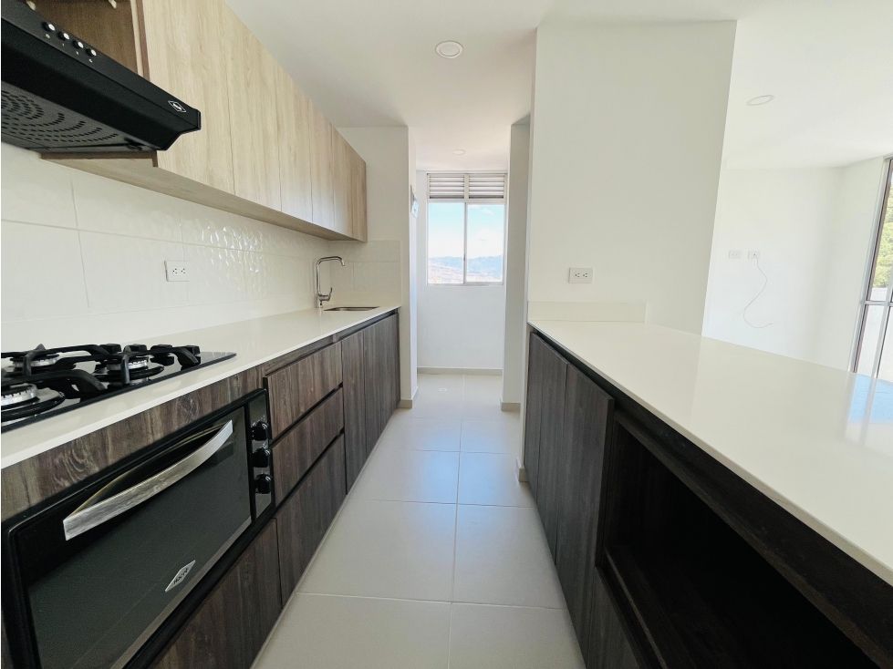 Arriendo apartamento en El Poblado sector San Diego — foto 3