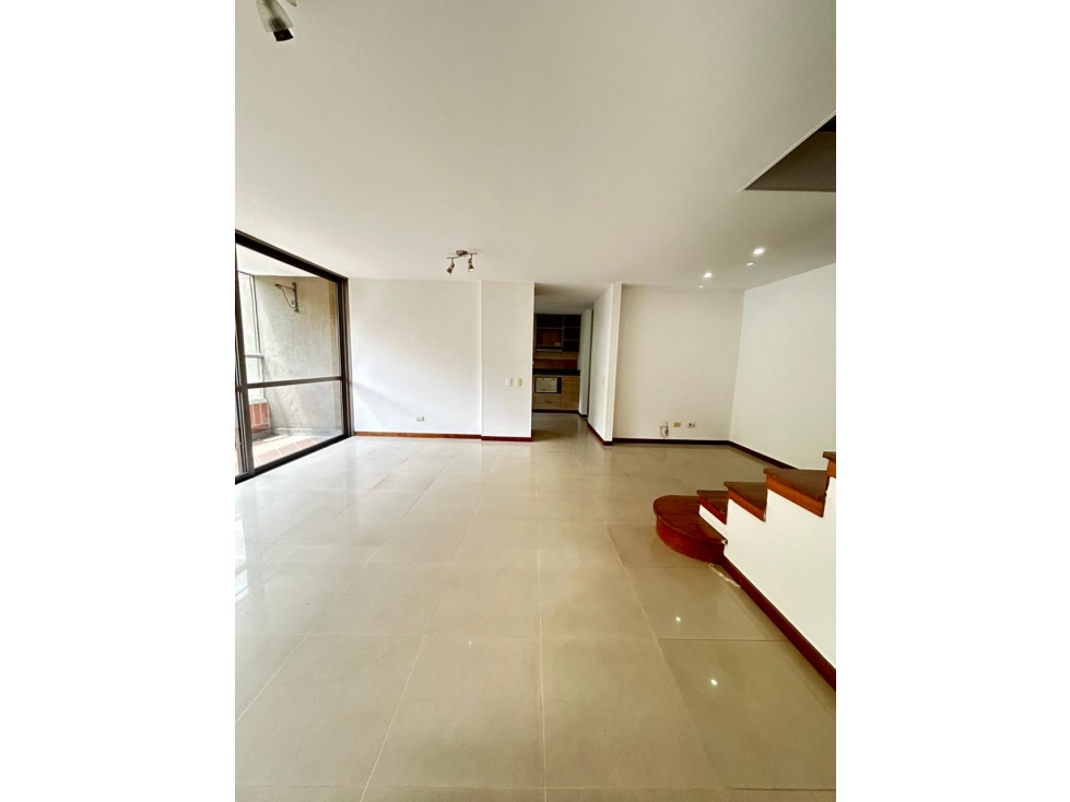 Se Arrienda Apartamento Duplex en la Intermedia Envigado — foto 3