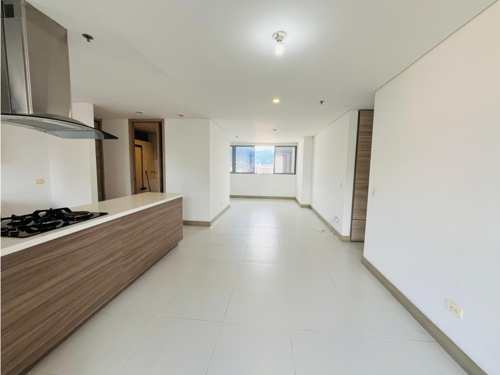 SE ARRIENDA APARTAMENTO EN POBLADO CASTROPOL - 6
