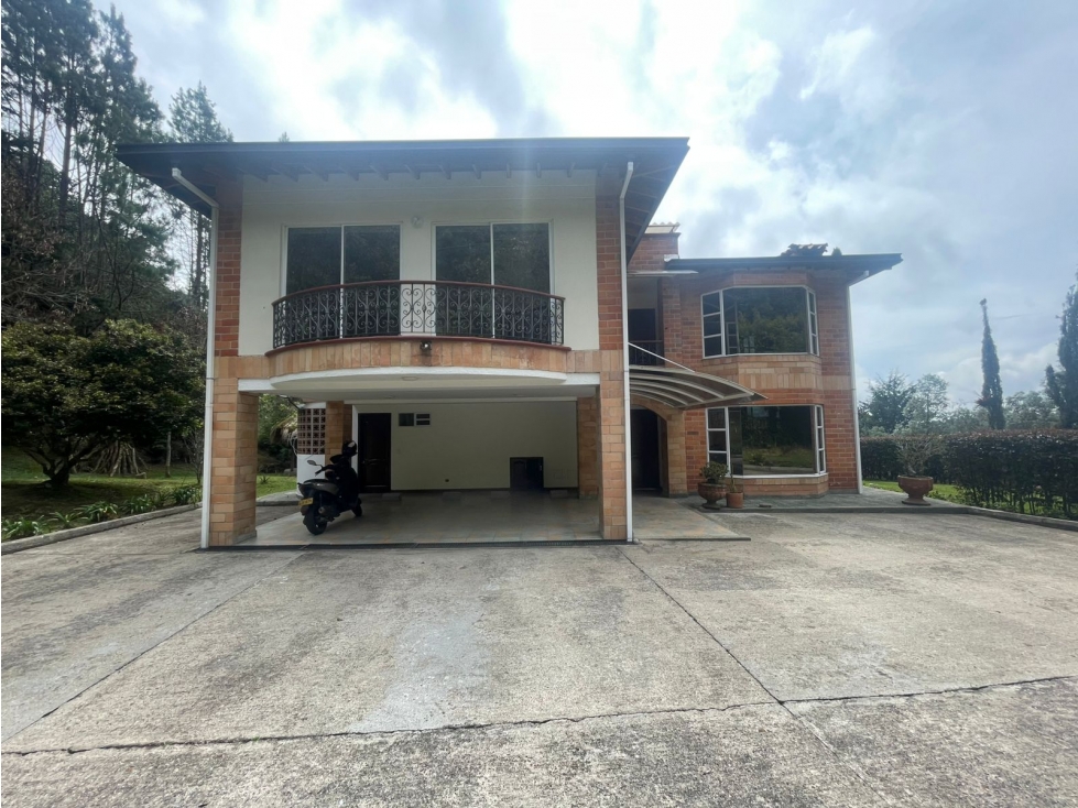 Arriendo casa Campestre en Envigado, Loma del Escobero — foto 2