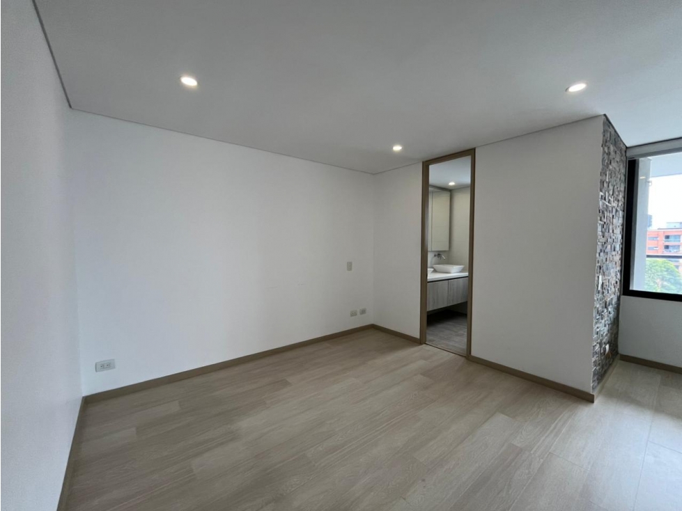 Arriendo Apartamento en Envigado Loma de las Brujas — foto 3