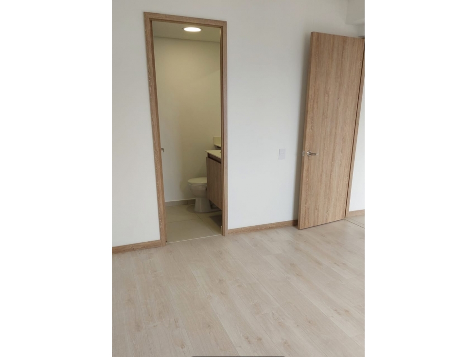 APARTAMENTO EN ARRIENDO HERBARIO ITAGÜÍ — foto 3