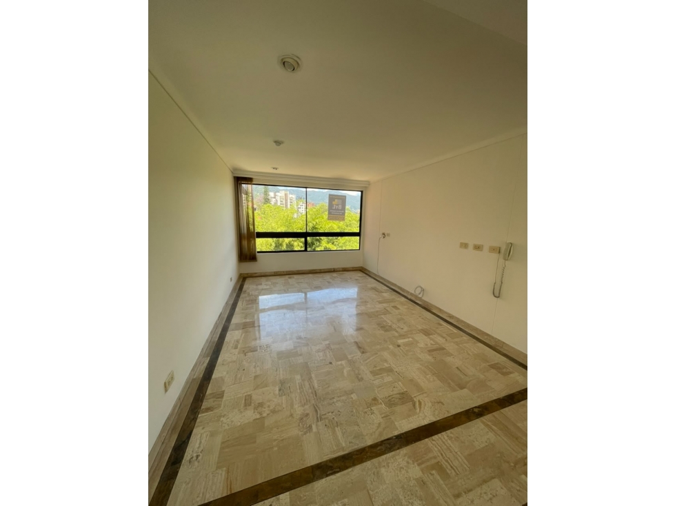 SE ARRIENDA APARTAMENTO EN EL POBLADO — foto 3