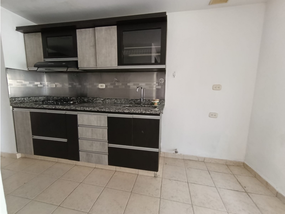 se arrienda apartamento en palmas