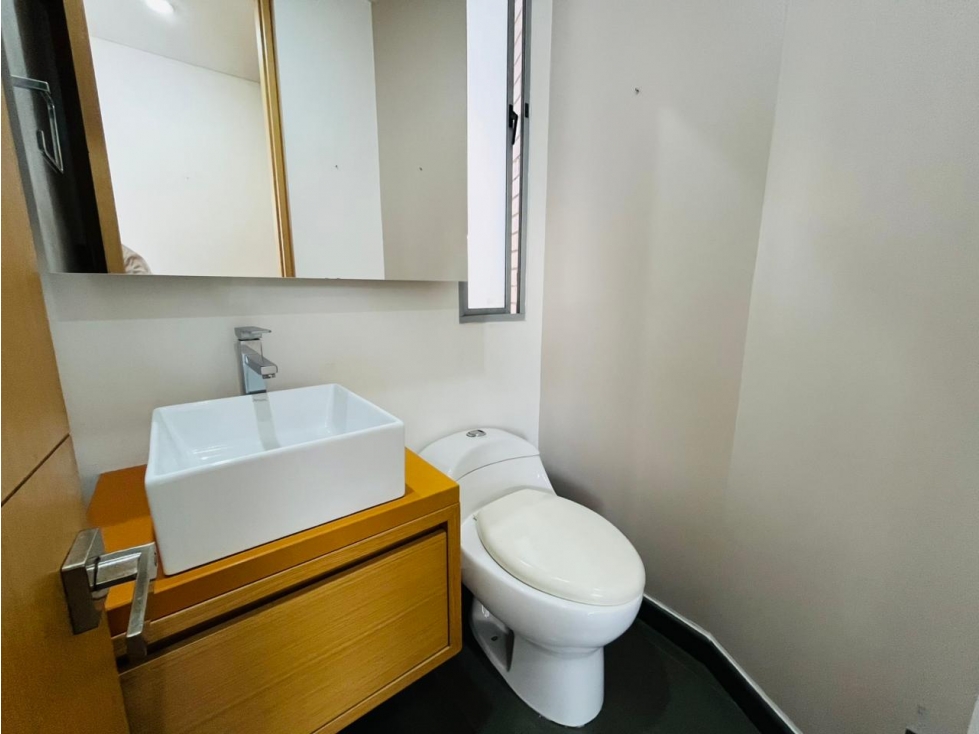 Se Arrienda Apartamento en el Poblado Medellin — foto 6