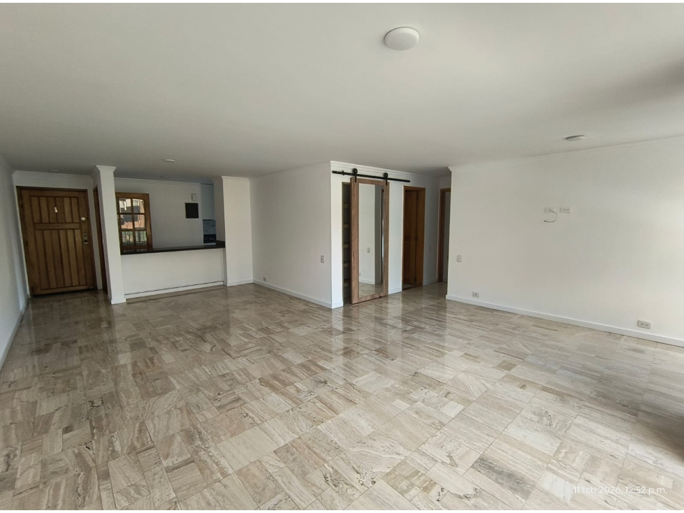 SE ARRIENDA APARTAMENTO EN POBLADO LOS BALSOS - 6