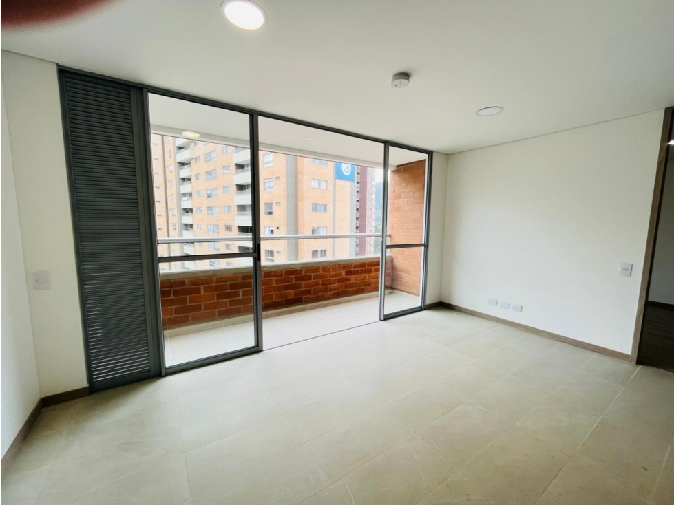 SE ARRIENDA APARTAMENTO EN SABANETA SAN JOSE - 1