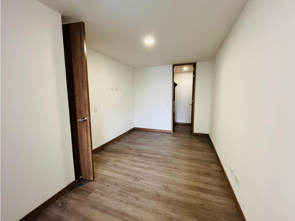 SE ARRIENDA APARTAMENTO EN ENVIGADO LAS VEGAS - 4
