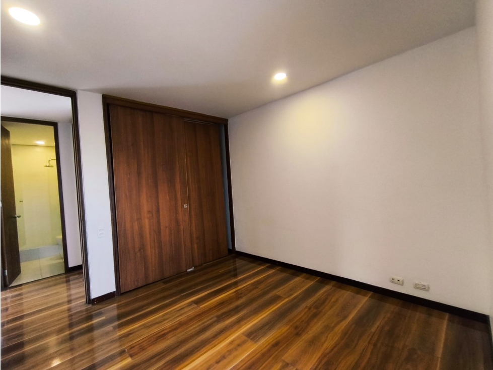Arriendo Apartamento en el Poblado, La Calera — foto 4