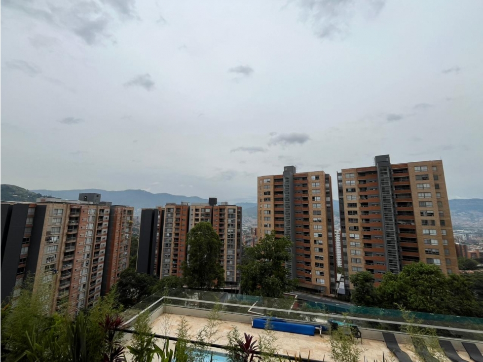 Arriendo Apartamento en Envigado Loma de las Brujas — foto 4