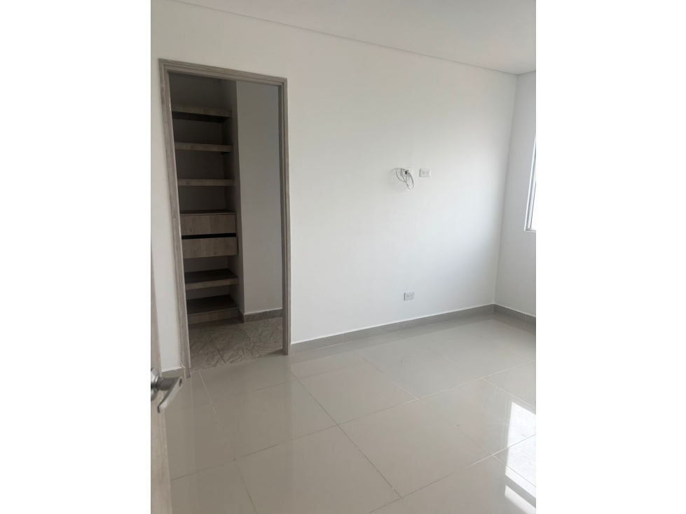 Se Arriendo Apartamento en los Colores Medellin. — foto 5
